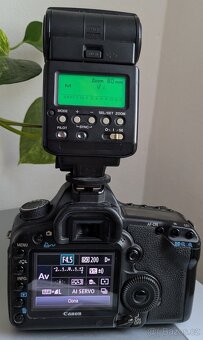 Canon EOS 5D Mark II + objektiv + blesk - 2