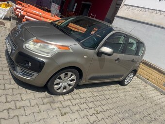 Prodám Citroen c3 picasso 1.4 benzin - 2