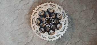 Kazeta Shimano Deore CS-M5100 11s 11-42 zubů - 2