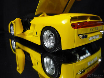 Ferrari Mythos Revell 1/18 - 2