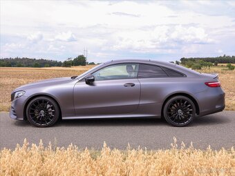 Mercedes-Benz Třídy E 3,0 E 400 4Matic Avantgarde (2017) - 2