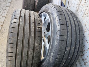 Letní pneu Goodyear EAGLE F1 245/45/18 - 2