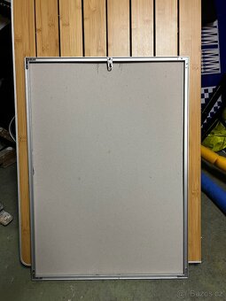 Prodám sadu 51 kovových fotorámů 50×70 cm (hliník / plexi) - 2