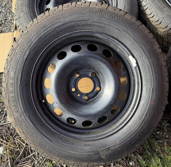 Nové plechové disky 7Jx16 5x108 ET46 Continental 215/65 R16 - 2