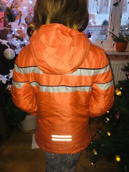 #lyzarskabunda# sportovni# bundaskapucou # vel. 128–133 - 2