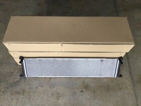 Tesla model S chladiče klimy + vody. - 2