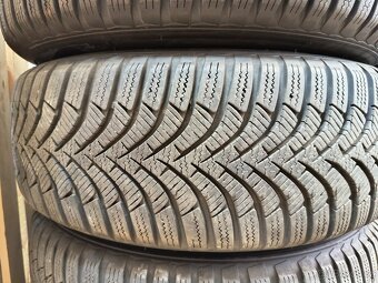 Zimní pneu 195/65/15 Hankook s disky - 2