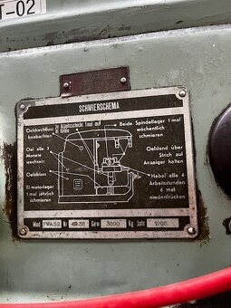 Univerzální frézka FWA32 - 2