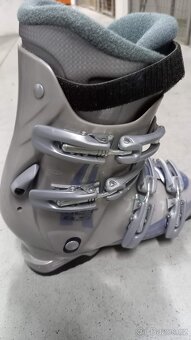 Dámské a dívčí lyžáky velikost chodidla 24-24.5cm (EUR37-38) - 2