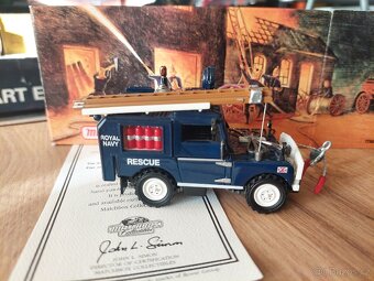 Matchbox yesteryear YYM35188 LAND ROVER ROYAL NAVY RESCUE - 2