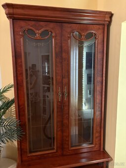 Prodám Španělskou obývací stěnu. Š 85 V 220 H 42 / 30 - 2