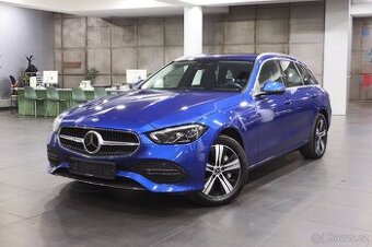 Mercedes-Benz C 300eT - otevřeno celý víkend do 20:00 - 2