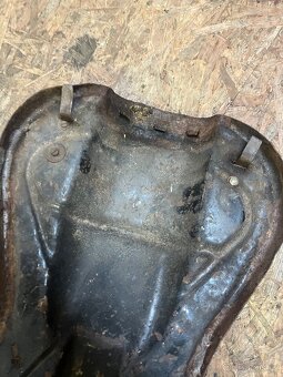 Plech sedla kytara Jawa/čz - 2