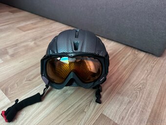 Lyzarska prilba + bryle - 2