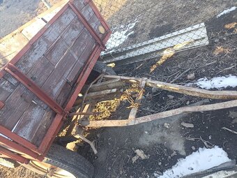 Malá čtyřkolová vlečka - 2