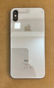 iPhone X na dily - 2