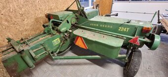 Vysokotlaký lis na balíky JD 224T - 2