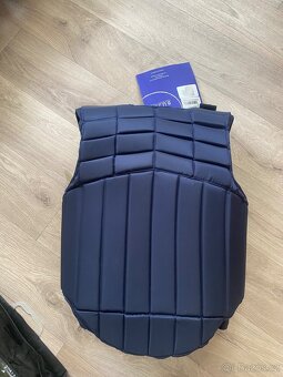 Bezpecnostni vesta - 2