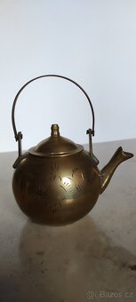 Mosazná konvička - 2