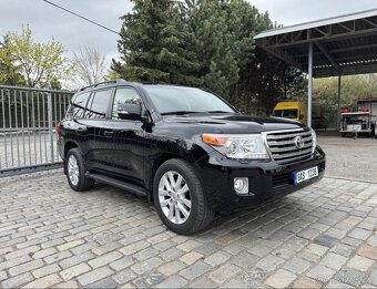 Toyota Landcruiser 200, 2015 - 2
