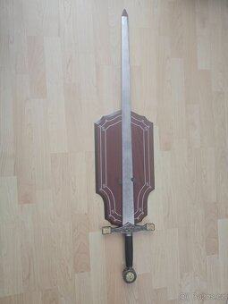 Prodám repriku meče Excalibur - 2