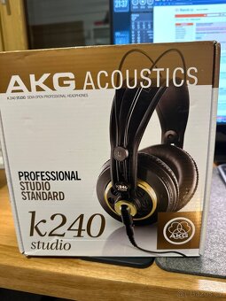 Sluchátka AKG K240 Studio - 2