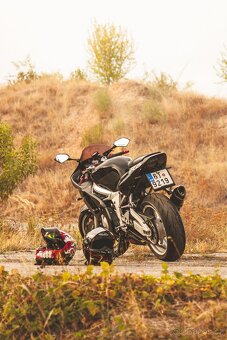 Yamaha YZF-R6 2000 88kW - 2