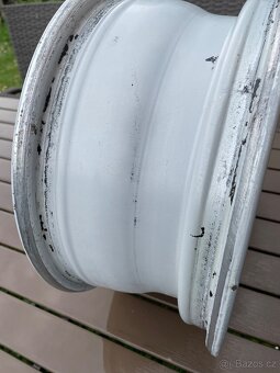 Originální ALU disk z rezervy z BMW e30 - 2