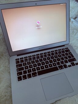 MacBook Air 13.3” – Mid 2011 + NOVÁ nabíječka - 2