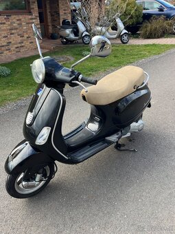Vespa LX 125 3Vie - 2