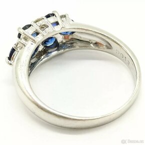 LUXUSNÍ PLATINOVÝ DIAMANTOVÝ PRSTEN SE SAFÍRY - 2