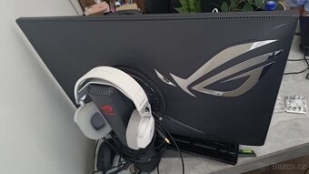 Asus ROG Swift PG32UQ 4k - 2
