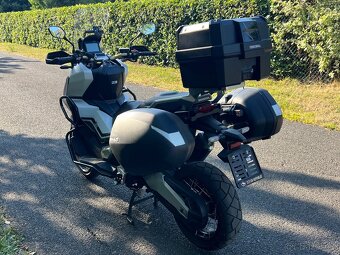 Honda X-adv 750,14000 km,3x kufr - 2