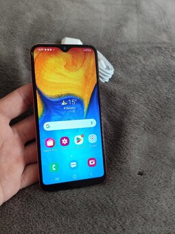 samsung galaxy a20e - 2