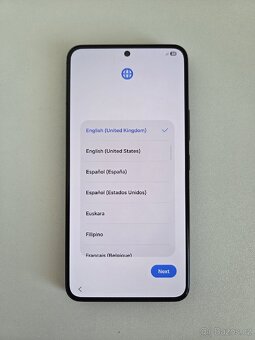Samsung Galaxy S22 256gb - černý - 2