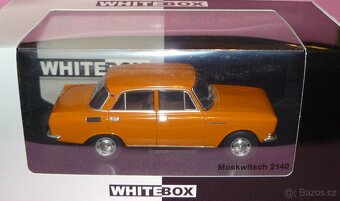 Moskvič 2140 WHITEBOX 1:24 - ORANŽOVÁ - 2