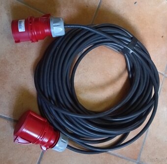 prodlužovací gumové kabely 220-230V - 380-400V - 2