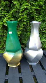 Různé vázy keramické či skleněné - 2