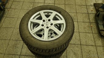 Alu kola Skoda 5x112 R16 pneu 215/60/16 zimni - 2