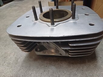 Válec ČZ 988 enduro - 2