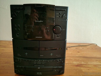 Grundig M15, Hi-Fi stereo systém, 2 x 30W/6Ω RMS - 2