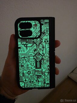 Google Pixel 9 Pro Fold 256gb + Dbrand grip Case a skin - 2