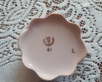 2 hrníčky s podšálky - motiv rokoko - 2