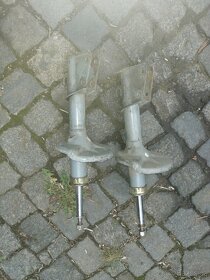 Lancia Delta 1 Prisma přední tlumiče - 2