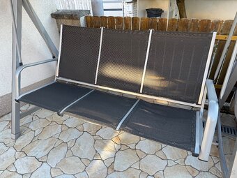 Zahradní houpačka pro 3osoby MWH - čalounění perfektní, Brno - 2