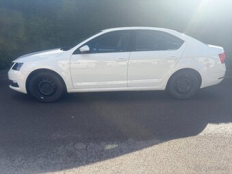 Škoda Octavia 1,0 / 85 kW  ČR   44.800 km - 2