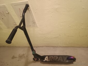 Koloběžka freestyle ARRAY - 2