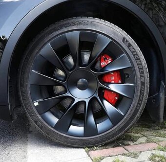 Kryty brzdových třmenú Tesla model Y - 2