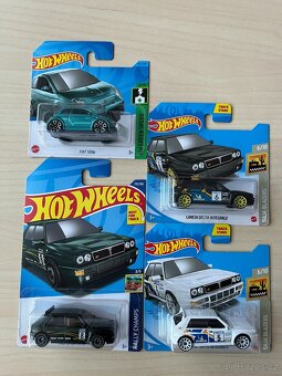 Hot wheels Alfa Romeo, Lancia Delta - 2