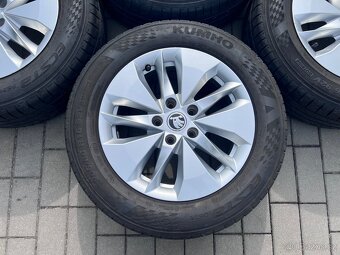 Octavia IV - 16 Twister + letni 205/60 R16 Kumho - 2